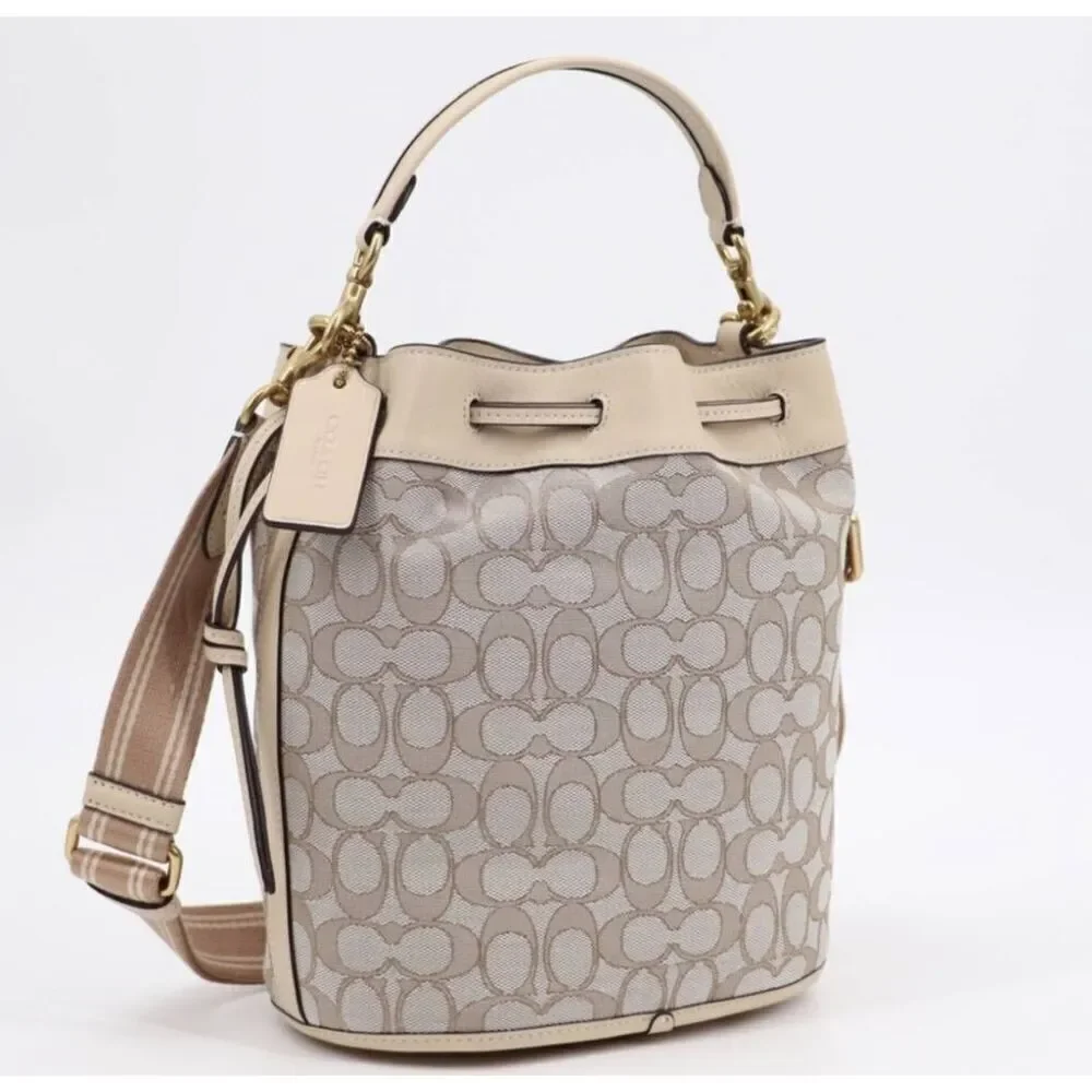 NWT Coach Signature Jacquard Field Women's Bucket Bag